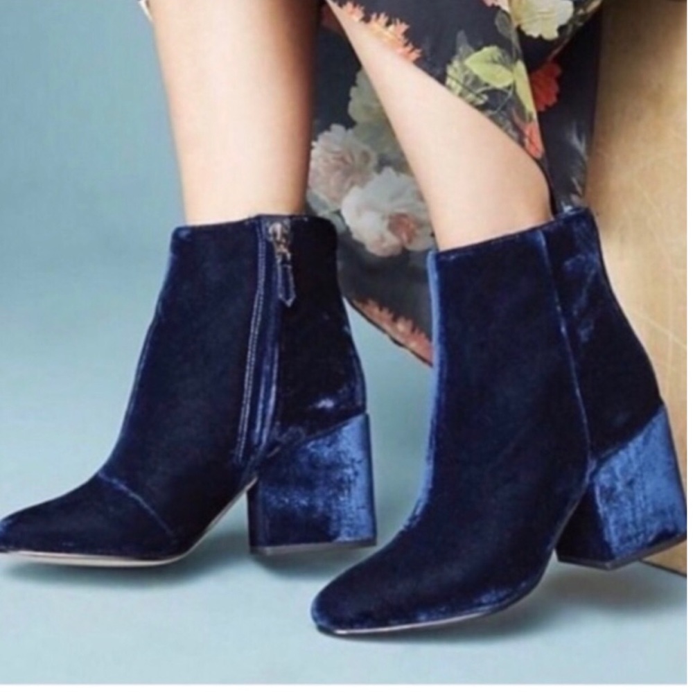 Steve Madden herow booties